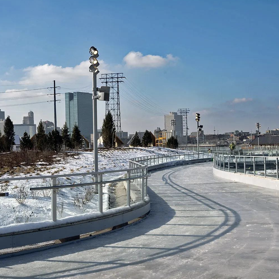 An ice skating "ribbon" in Toledo, Ohio. An ice skating "ribbon" in Toledo, Ohio.